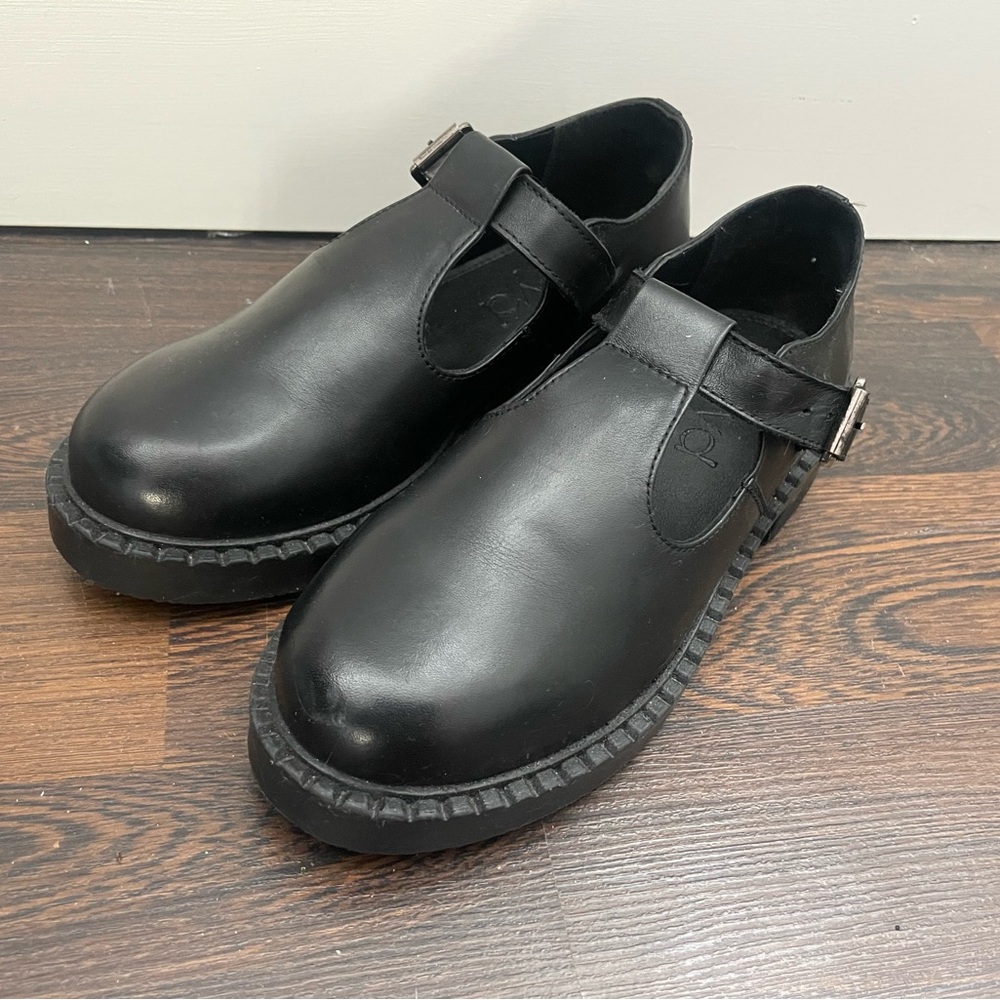 Floyd Mary Jane shoes